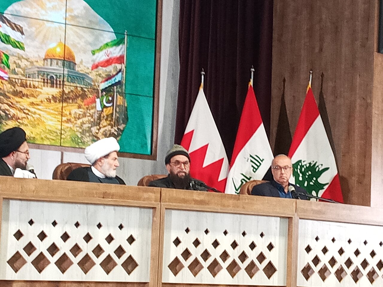 مشہد مقدس میں ’’الغالبون' مکتبِ شہید سلیمانی؛ مزاحمتی تحریک کی روشن راہ‘‘ کے عنوان سے بین الاقوامی کانفرنس