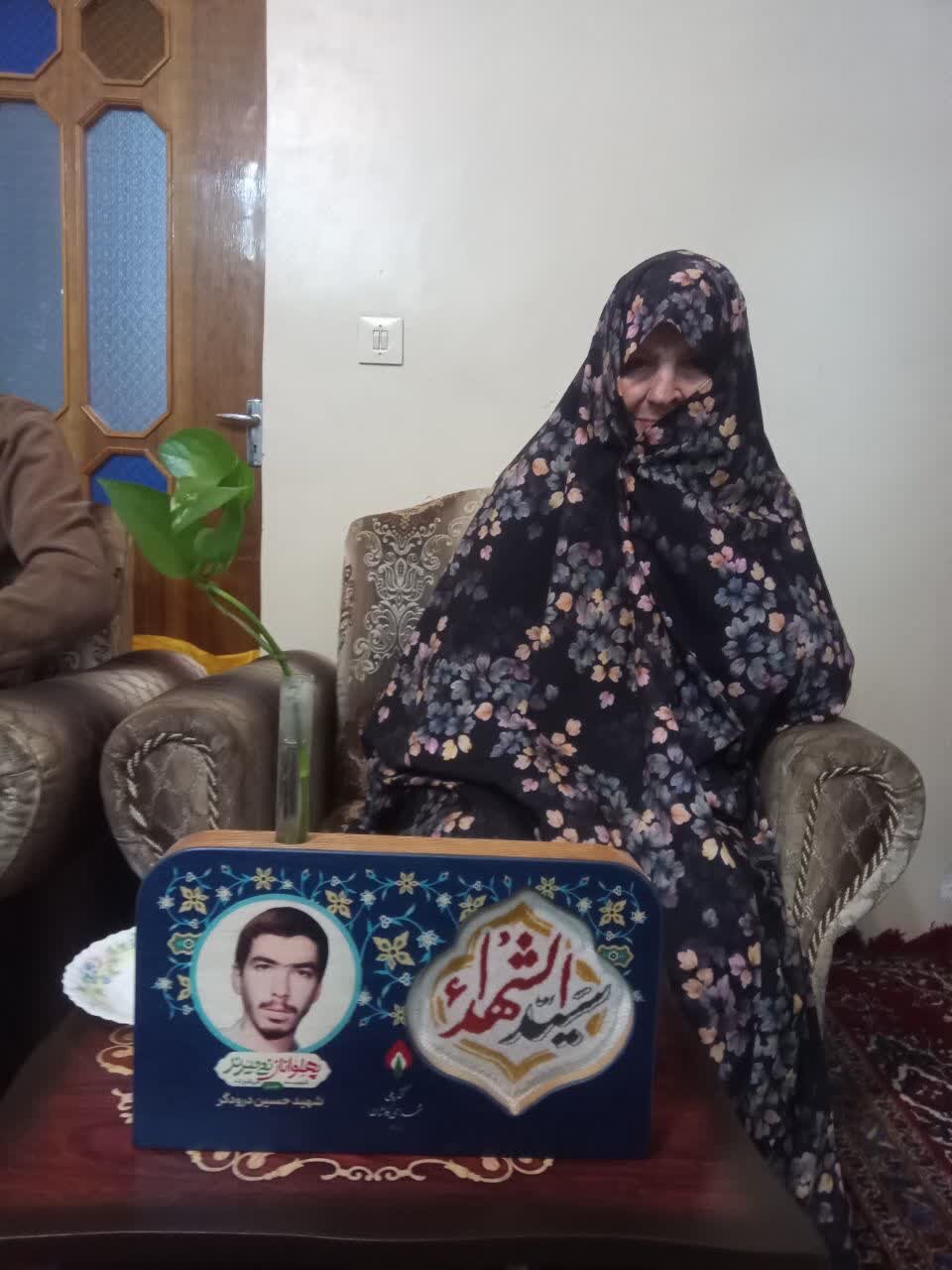 دیدار امام جمعه کاشان با تعدادی از خانوادههای شهدا + عکس