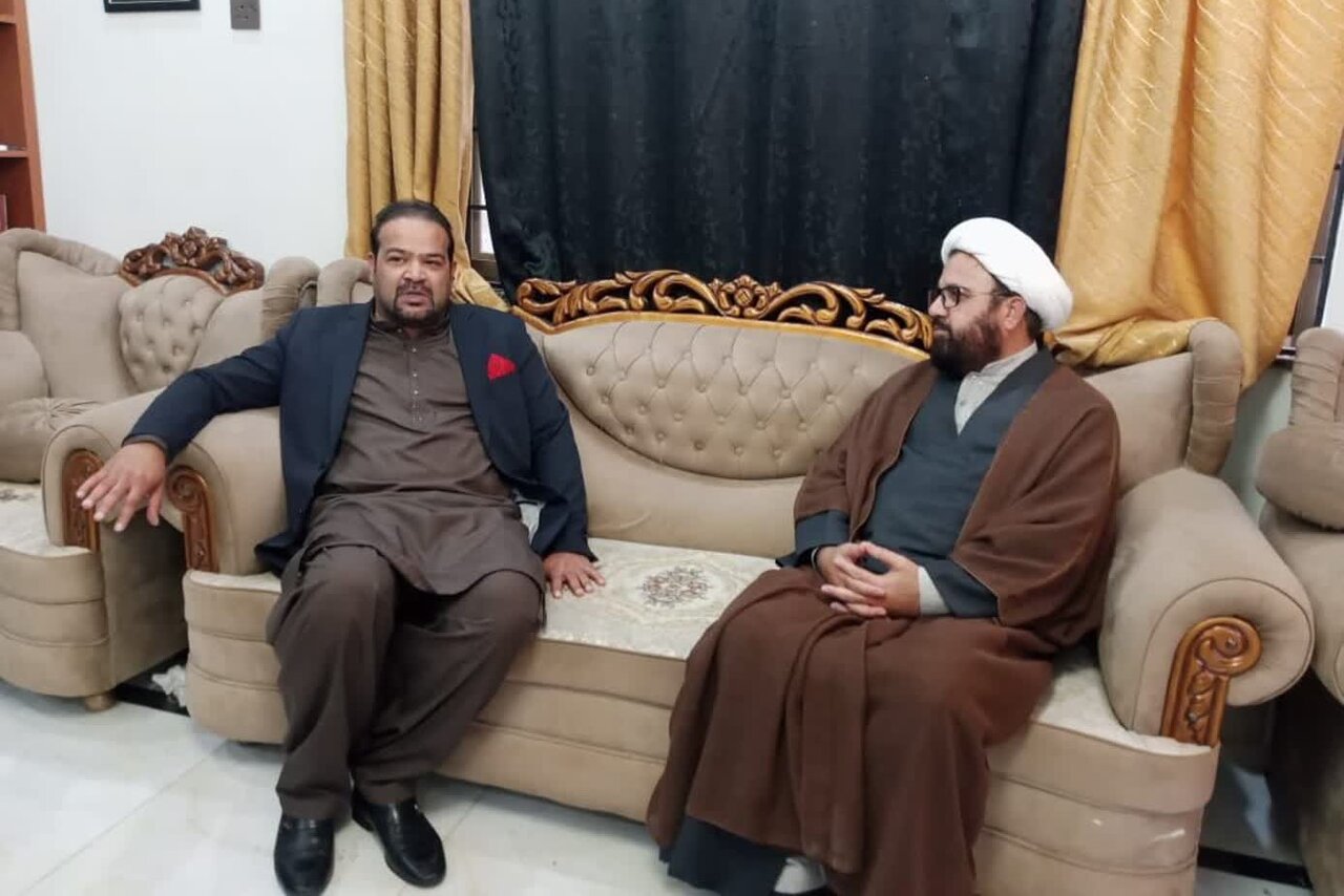 علامہ اشفاق وحیدی کی کرسمس کے موقع پر اظہار یکجہتی کے لیے رومن کیتھولک کرسچن کواپرٹیو سے ملاقات اور مبارکباد