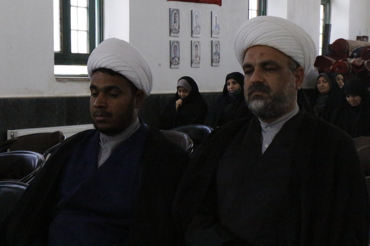 نشست مبلغان طرح امین و آیین تودیع و معارفه معاون تبلیغ شهرستان بم با حضور معاون تبلیغ استان کرمان.