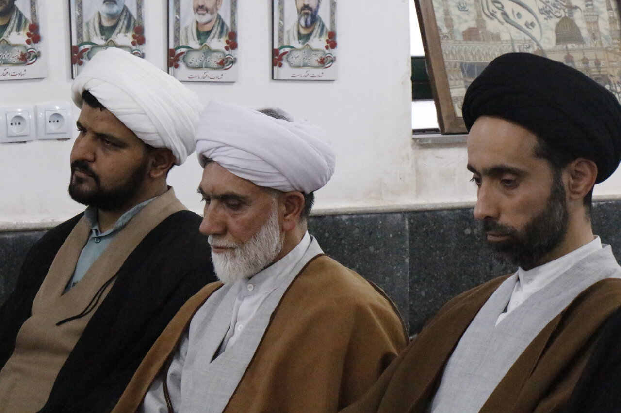 نشست مبلغان طرح امین و آیین تودیع و معارفه معاون تبلیغ شهرستان بم با حضور معاون تبلیغ استان کرمان.