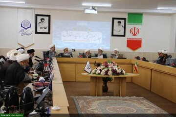 فیلم| جلسه هم افزایی اساتید اخلاق حوزه علمیه اصفهان
