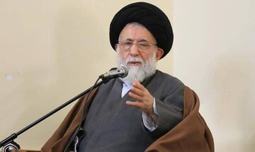 آیت الله شفیعی در طول نهضت اسلامی یار با وفای امام خمینی (ره) بود