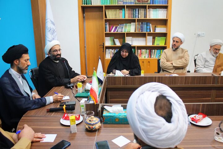 تصاویر/ برگزاری دومین جلسه شورای توسعه فرهنگ قرآنی شهرستان اردکان