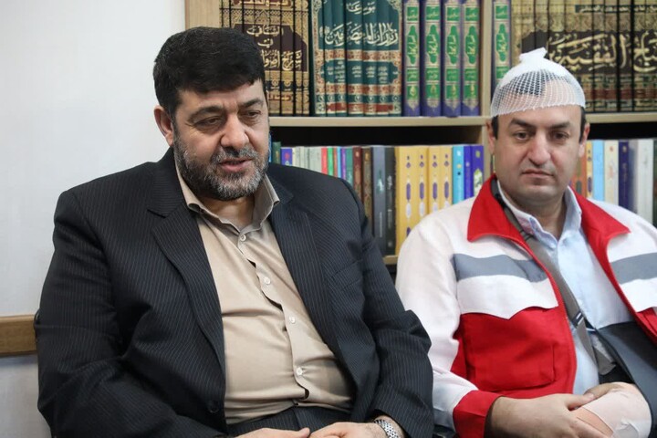 تصاویر/ دیدار رئیس جمعیت هلال‌احمر جمهوری اسلامی ایران با نماینده ولی‌فقیه در استان سمنان