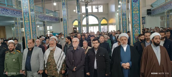 تصاویر/مراسم بزرگداشت روز بصیرت و بیداری در ساوه