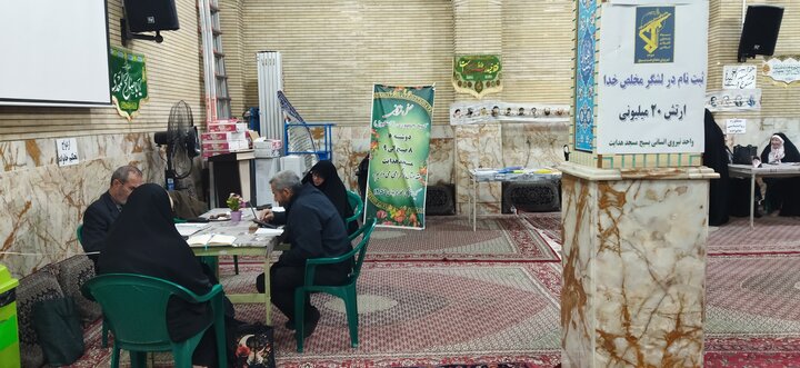 تصاویر/ میز خدمت «مسجد تراز اسلامی» در مسجد هدایت