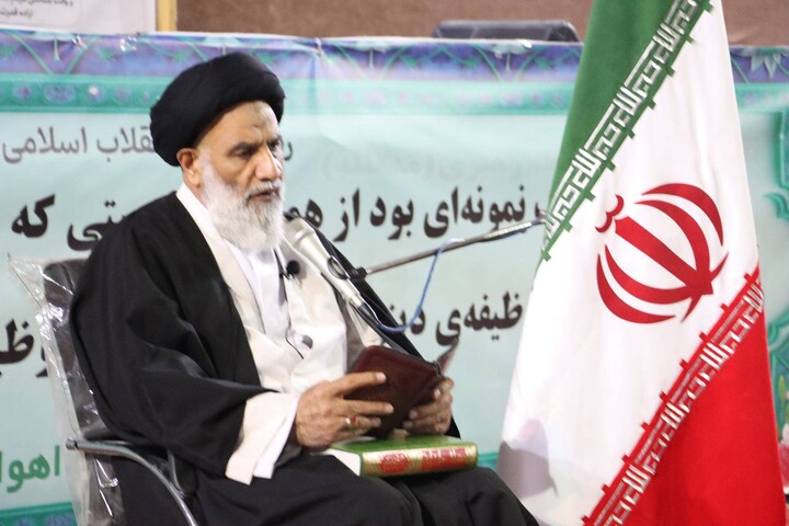 آیین قرائت صیغه مصلی به مسجد جامع امام خمینی(ره) اهواز