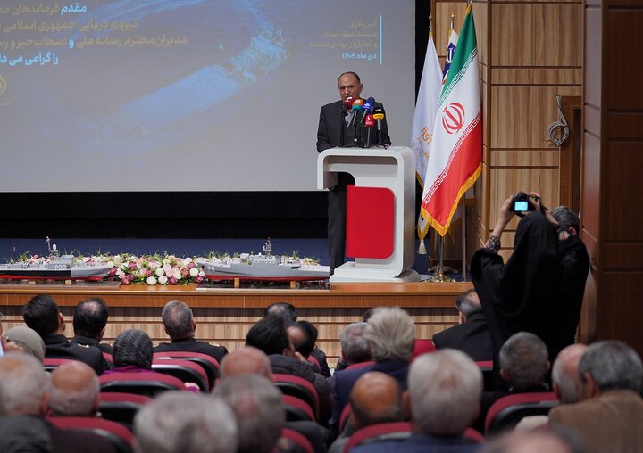 تصاویر/ رونمایی از مستند «عمق میدان»؛ روایت فداکاری نیروی دریایی در دوران دفاع مقدس