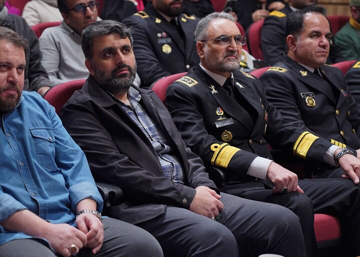 تصاویر/ رونمایی از مستند «عمق میدان»؛ روایت فداکاری نیروی دریایی در دوران دفاع مقدس