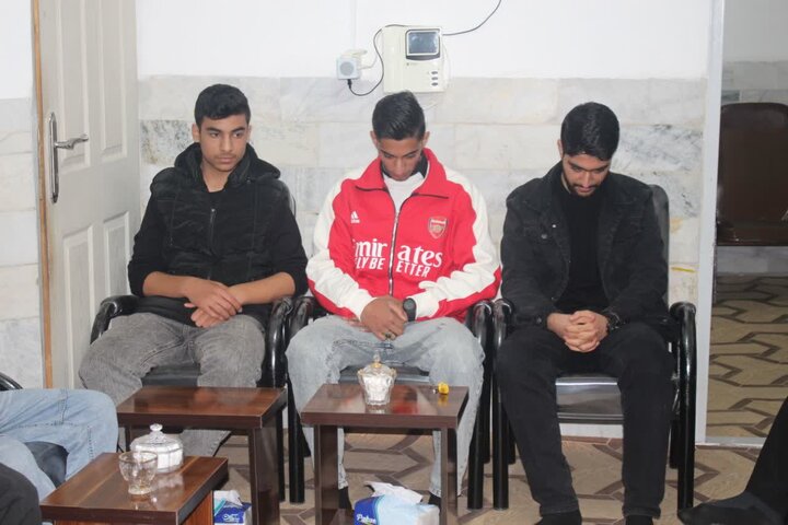 تصاویر/اعضای پایگاه مقاومت بسیج شهید نعمتی با امام جمعه کامیاران دیدار و گفتگو کردند