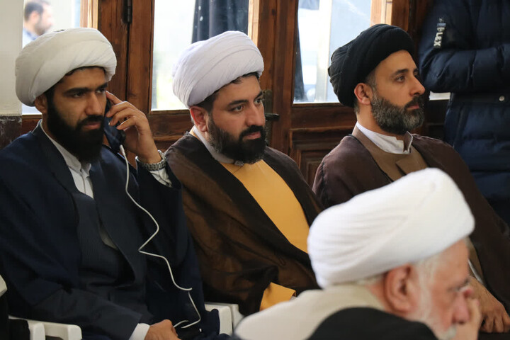 دیدار مبلغین غرب استان گلستان با نماینده آیت الله العظمی سیستانی
