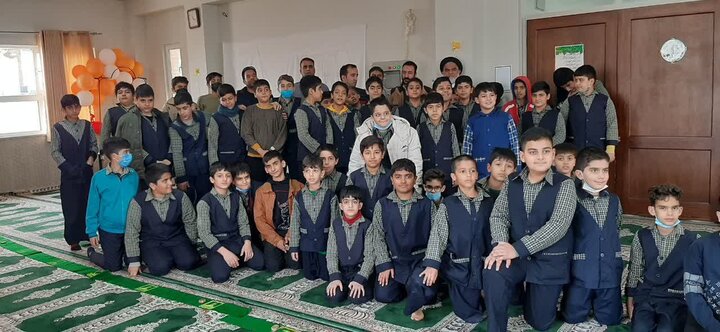 تصاویر/ حضور امام جمعه نطنز در جمع دانش آموزان