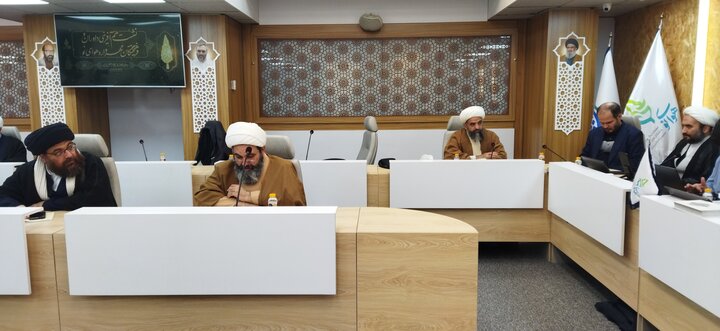 تصاویر/ نشست هم آفرینی داوران و فرهیختگان مهرواره هوای نو