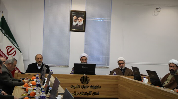 تصاویر / نشست تخصصی گفتمان مقاومت در آموزه‌های حضرت علی(ع) با تأکید بر آرای استاد علامه مصباح یزدی در تبریز