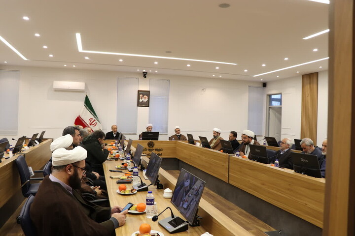 تصاویر / نشست تخصصی گفتمان مقاومت در آموزه‌های حضرت علی(ع) با تأکید بر آرای استاد علامه مصباح یزدی در تبریز