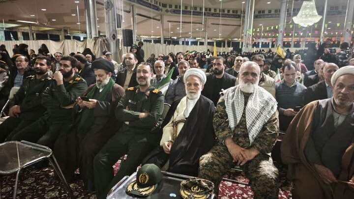 تصاویر/مراسم گرامیداشت روز بصیرت و شهدای عملیات کربلای ۴ در مصلی بیت‌المقدس اراک