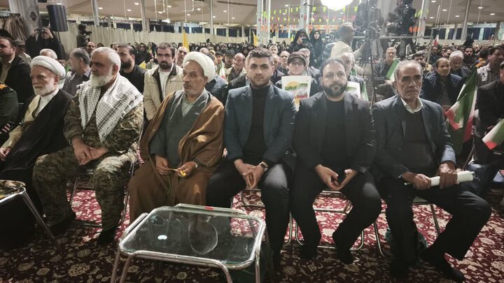 تصاویر/مراسم گرامیداشت روز بصیرت و شهدای عملیات کربلای ۴ در مصلی بیت‌المقدس اراک