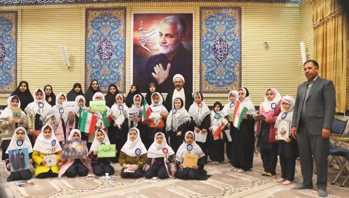 تصاویر/دیدار دانش‌آموزان با امام جمعه ایلام