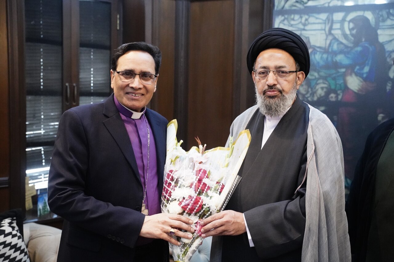Pakistani Imamiyya Scholars Meet Church of Pakistan Bishop, Stress Interfaith Unity