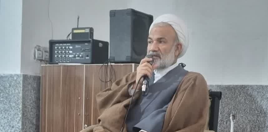 اعتکاف موجب تقویت روحیه جمعی و گسترش فرهنگ معنویت در جامعه می شود