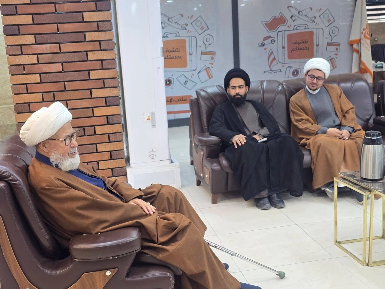 अल्लामा शैख़ मुहम्मद हसन जाफ़री की हरम ए इमाम हुसैन अ.स. के मुतवल्ली से मुलाक़ात / फोटो