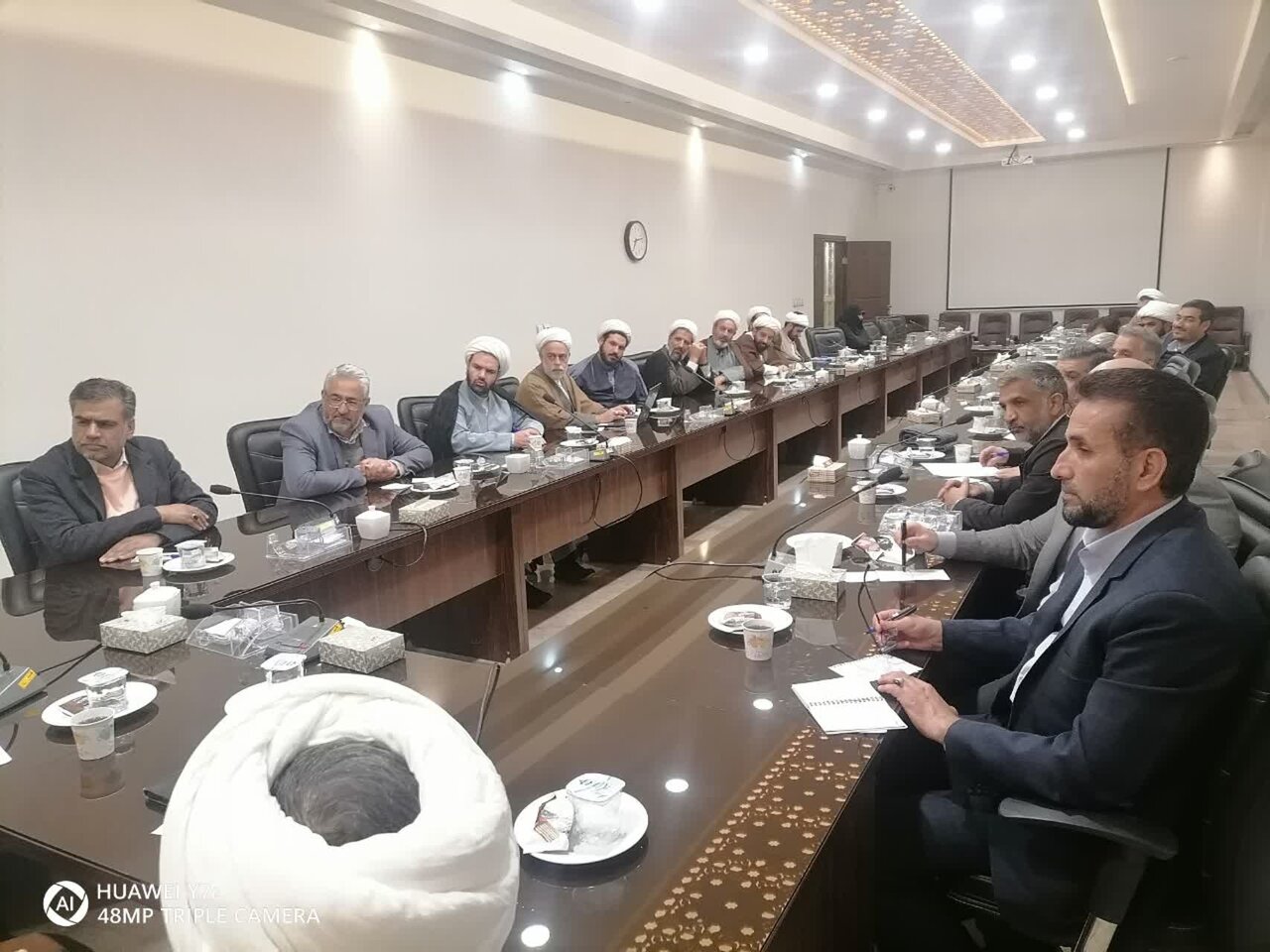 نخستین جلسه شورای مرکزی تشکل بسیج اساتید حوزه و دانشگاه‌های استان کرمان برگزار شد.