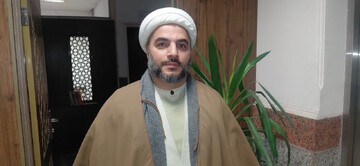 اعتکاف سرمایه اجتماعی و همبستگی دینی را تقویت می‌کند