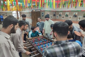 مسابقات فوتبال دستی چهارمین جشنواره فرهنگی ورزشی طلاب صحنه برگزار شد+عکس