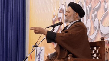 ملت انقلابی در ۹ دی توطئه دشمنان را خنثی کردند