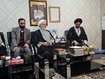 فعالان فرهنگی کاشان نهج‌البلاغه را در جامعه گسترش دهند