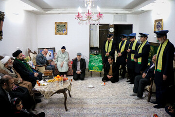 تصاویر/ تکریم اهالی رسانه‌ خبر از خانواده شهیدان محرابیان