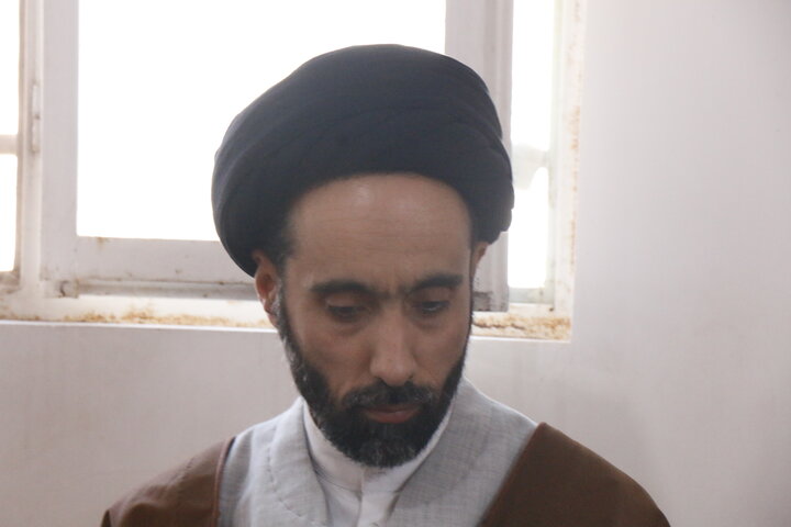 دیدار معاون تبلیغ حوزه علمیه استان کرمان با مبلغ طرح هجرت در شهرستان نرماشیر