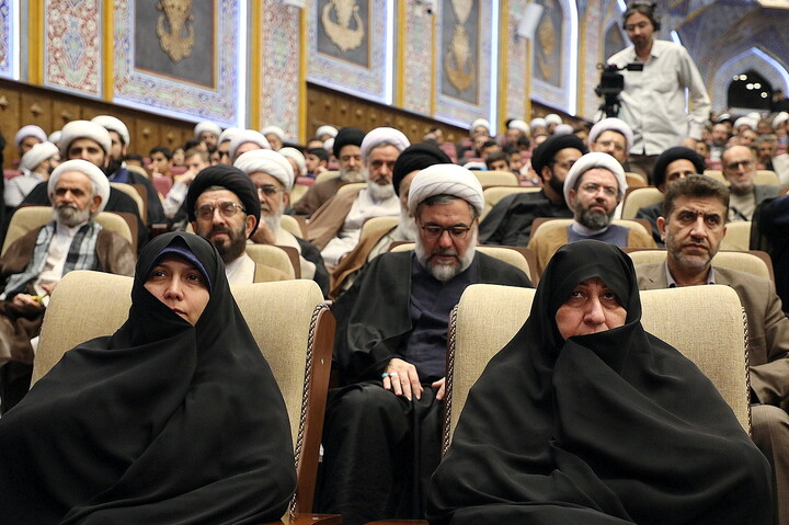 تصاویر/  آیین اختتامیه دهمین جشنواره «هنر آسمانی»