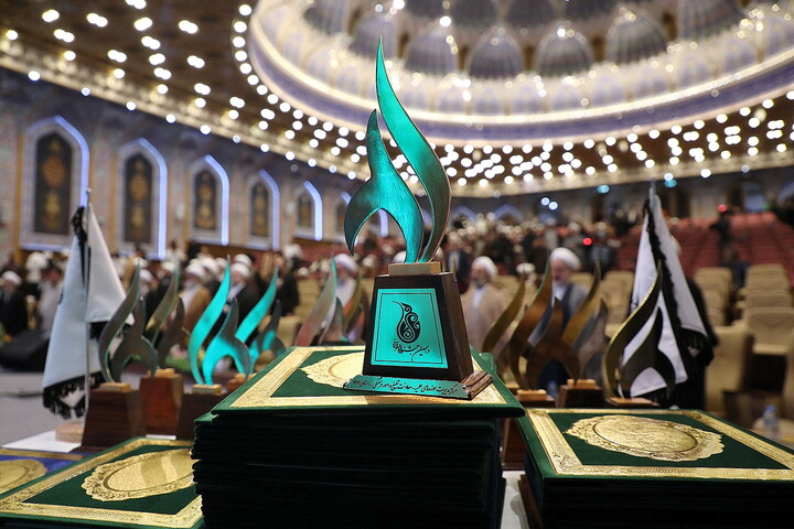 تصاویر/  آیین اختتامیه دهمین جشنواره «هنر آسمانی»