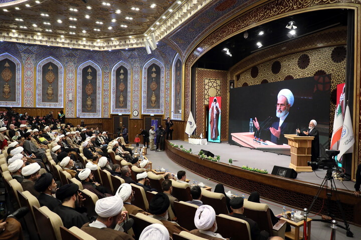 تصاویر/  آیین اختتامیه دهمین جشنواره «هنر آسمانی»