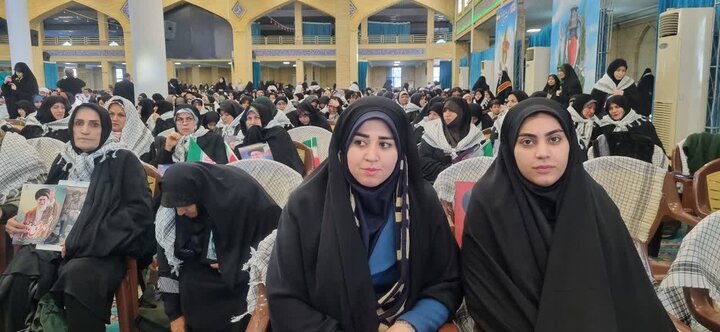 تصاویر/ مراسم گرامیداشت حماسه یوم الله ۹ دی و اجلاسیه بزرگداشت ۳۱۰۰ شهید شهرستان ارومیه