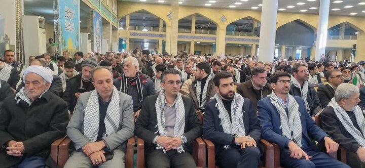 تصاویر/ مراسم گرامیداشت حماسه یوم الله ۹ دی و اجلاسیه بزرگداشت ۳۱۰۰ شهید شهرستان ارومیه