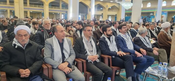 تصاویر/ مراسم گرامیداشت حماسه یوم الله ۹ دی و اجلاسیه بزرگداشت ۳۱۰۰ شهید شهرستان ارومیه