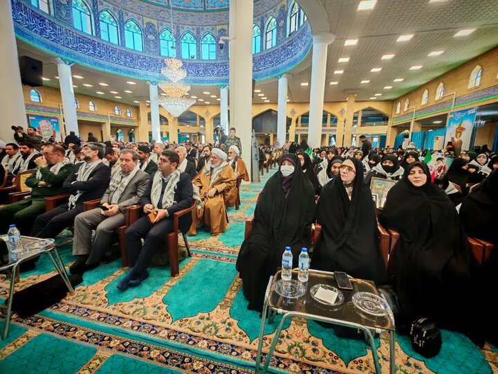 تصاویر/ مراسم گرامیداشت حماسه یوم الله ۹ دی و اجلاسیه بزرگداشت ۳۱۰۰ شهید شهرستان ارومیه