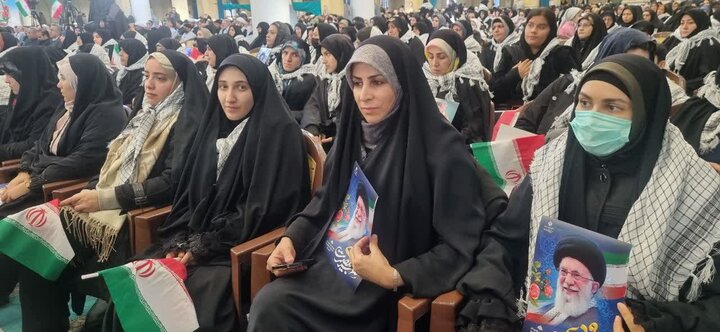 تصاویر/ مراسم گرامیداشت حماسه یوم الله ۹ دی و اجلاسیه بزرگداشت ۳۱۰۰ شهید شهرستان ارومیه