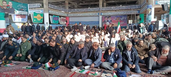 تصاویر/حضور مردم دلفان در مراسم یوم الله ۹ دی