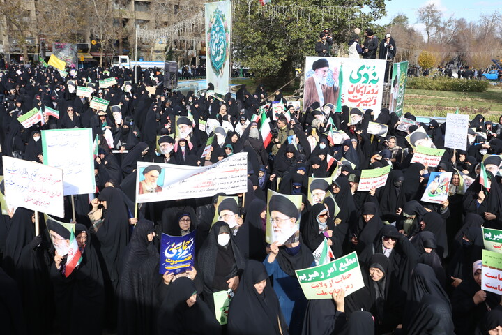 تصاویر / اجتماع مردم اصفهان در یوم الله حماسی نهم دی ماه 1404