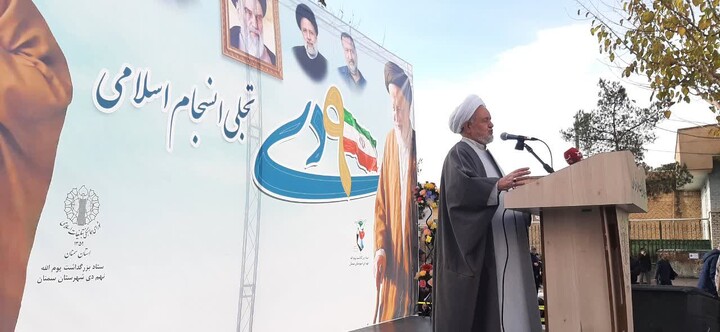 فتنه‌ ۸۸ و جنگ تحمیلی ۱۲روزه دوروی سکه براندازی بودند