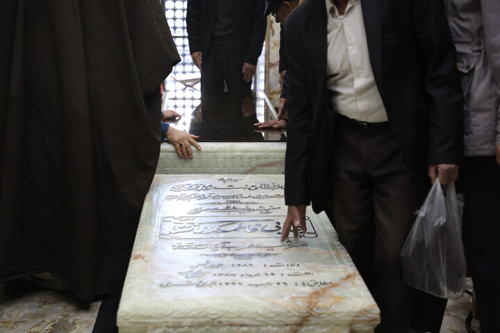 تصاویر/ تجدید میثاق حوزویان و مردم بصیر یزد با ولایت در یوم الله ٩ دی ١۴٠۴