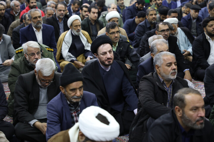 تصاویر/ تجدید میثاق حوزویان و مردم بصیر یزد با ولایت در یوم الله ٩ دی ١۴٠۴