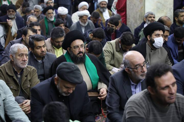 تصاویر/ تجدید میثاق حوزویان و مردم بصیر یزد با ولایت در یوم الله ٩ دی ١۴٠۴