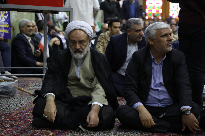 تصاویر/ تجدید میثاق حوزویان و مردم بصیر یزد با ولایت در یوم الله ٩ دی ١۴٠۴