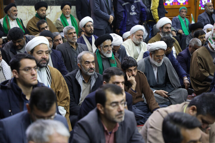 تصاویر/ تجدید میثاق حوزویان و مردم بصیر یزد با ولایت در یوم الله ٩ دی ١۴٠۴