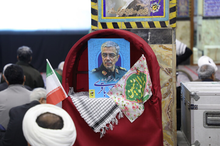 تصاویر/ تجدید میثاق حوزویان و مردم بصیر یزد با ولایت در یوم الله ٩ دی ١۴٠۴